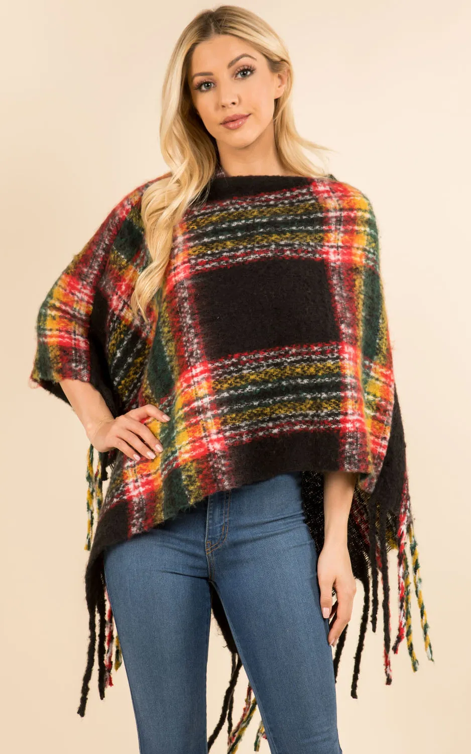 PA3125 / AV432 Plaid Pattern Comfy Soft Poncho w/Tassel