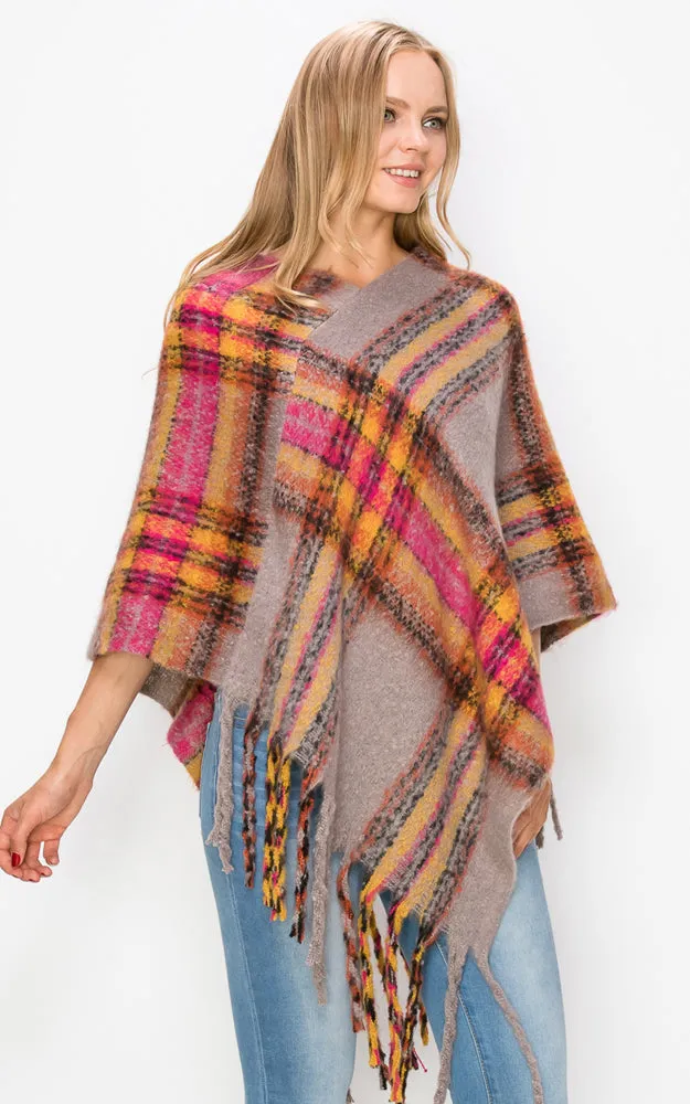 PA3125 / AV432 Plaid Pattern Comfy Soft Poncho w/Tassel